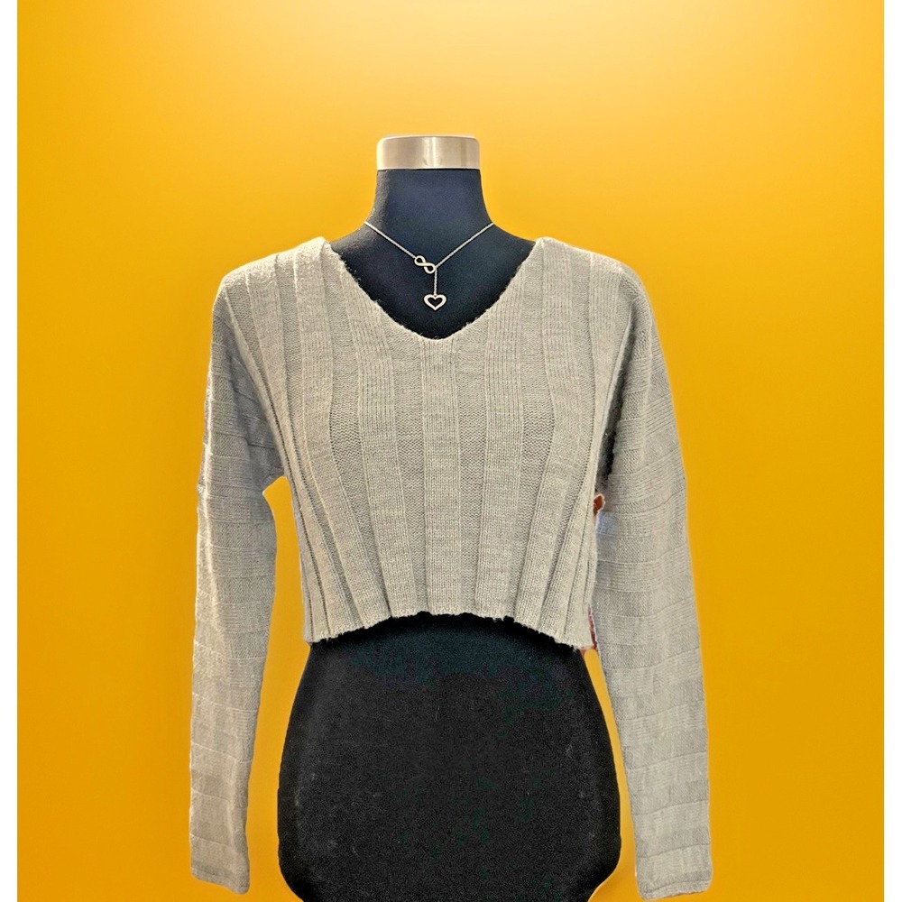Forever 21 Women's Small Gray Cropped Ribbed Knit Sweater V-Neck Long Sleeve‎